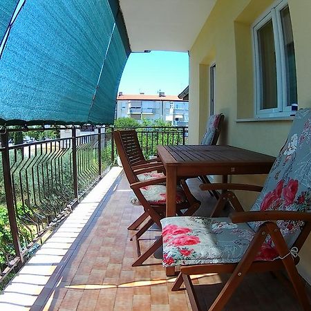 Lea Apartment Umag Extérieur photo